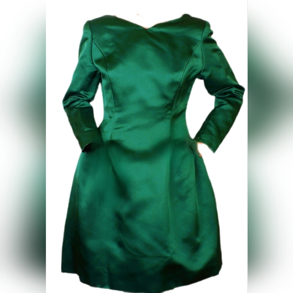 $2,500 OSCAR DE LA RENTA GREEN SATIN DRES 6